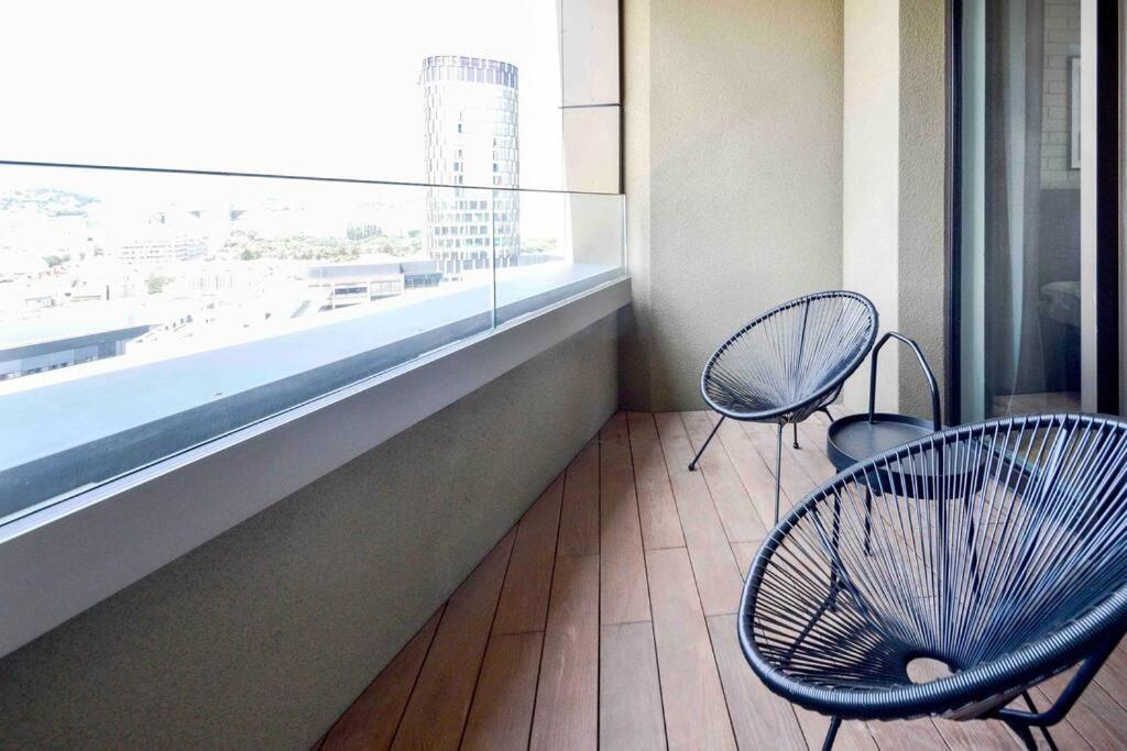 Skypark Luxury Apartment With Skyline View & Free Parking Bratislava Esterno foto